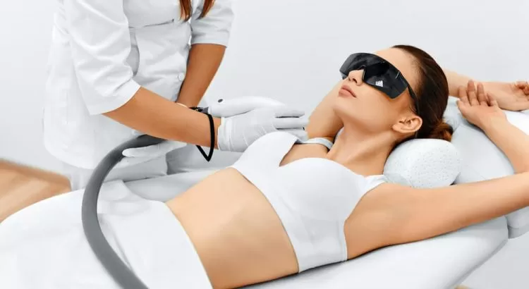 Epilare Definitivă Sâni Femei – 3 Lungimi de Undă