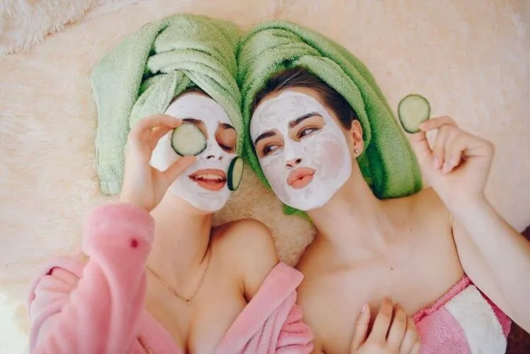 Abonament 6+2 Gratis : Pachet HAPPY Duo, Pentru tine și prietena ta! 4 lungimi de Undă