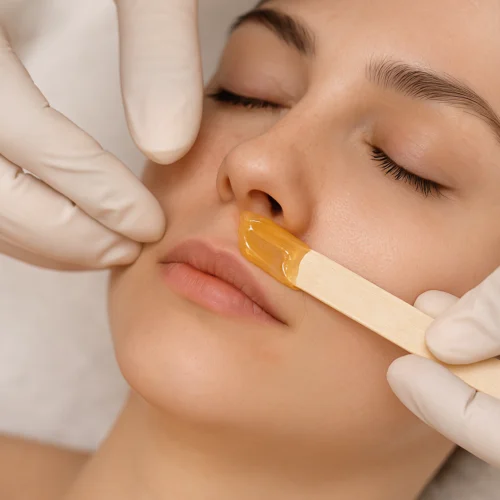 Epilare cu ceară Mustață